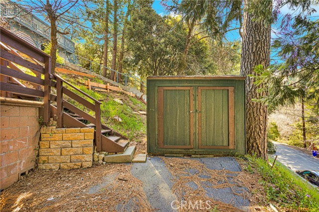 Detail Gallery Image 37 of 40 For 1031 Berne Dr, Crestline,  CA 92325 - 3 Beds | 2 Baths