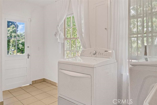 Detail Gallery Image 32 of 45 For 6723 Hillside Ln, Whittier,  CA 90602 - 3 Beds | 2/1 Baths