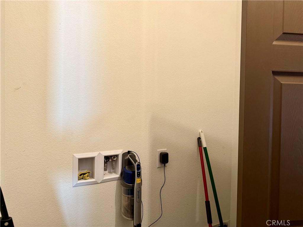 https://media.crmls.org/medias/40671a0c-2eea-4a76-9fba-6de138ab66cb.jpg?preset=X-Large