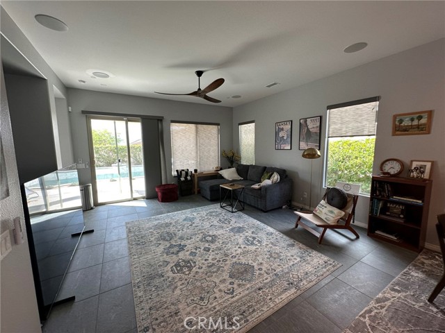 26 Carmenere, Rancho Mirage CA: https://media.crmls.org/medias/4067d687-a0c1-4a4f-89e8-10d2d319e939.jpg