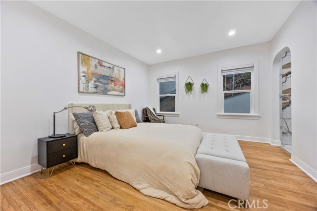 3135 Minnesota Street, Los Angeles CA: https://media.crmls.org/medias/4068cf1d-e134-44fa-a7a0-4431983ea1d0.jpg