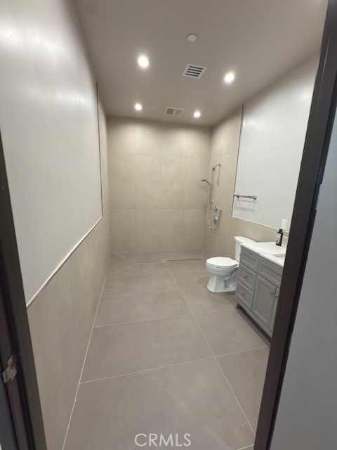 6940 longridge, North Hollywood CA: https://media.crmls.org/medias/40693c5c-144c-4443-b49a-31e1ad468017.jpg