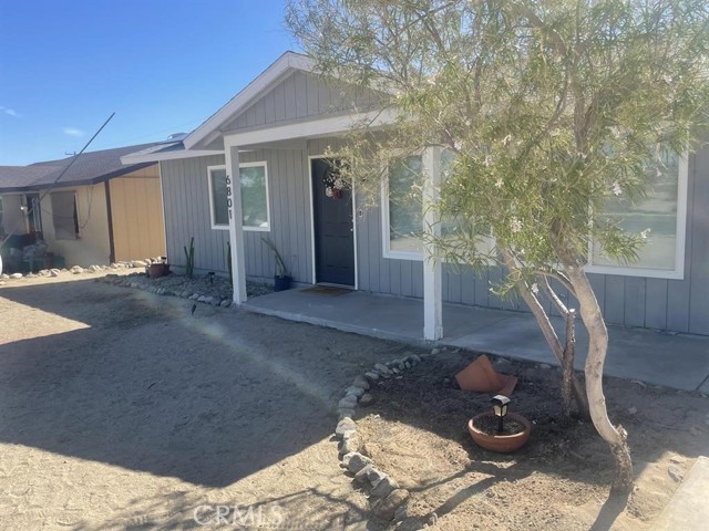 Detail Gallery Image 2 of 21 For 6801 Araby Ave, Twentynine Palms,  CA 92277 - 2 Beds | 1 Baths