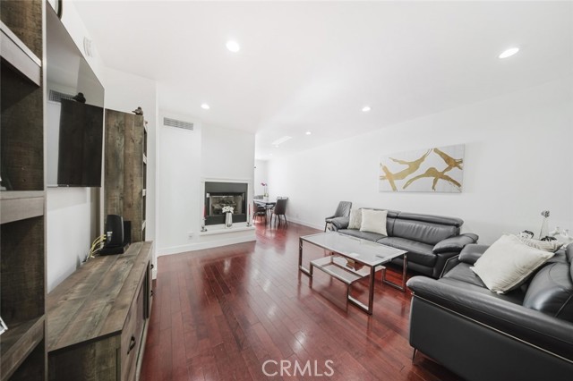 Front Image Thumbnail for CRGD25269762