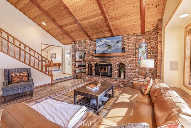 42756 Tannenbaum Platz, Big Bear Lake CA: https://media.crmls.org/medias/406b992c-f046-4e77-beda-5469a7481d15.jpg