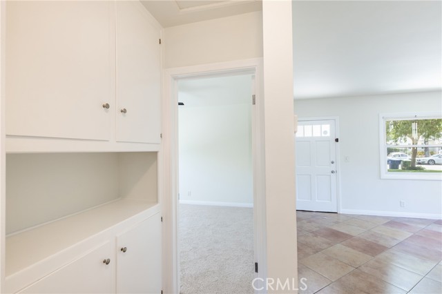 7441 Sylvia Avenue, Reseda CA: https://media.crmls.org/medias/406bf722-6479-4a96-b84c-4f79961cb8f5.jpg