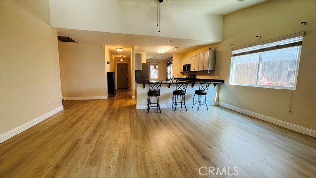 Detail Gallery Image 6 of 23 For 2622 Casa Serena Dr, Delano,  CA 93215 - 3 Beds | 2 Baths