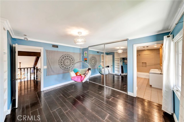 Detail Gallery Image 26 of 55 For 5441 Calvin Ave, Tarzana,  CA 91356 - 5 Beds | 5/1 Baths