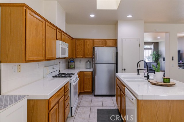 Detail Gallery Image 14 of 40 For 3564 San Francisco St, Merced,  CA 95348 - 3 Beds | 2 Baths