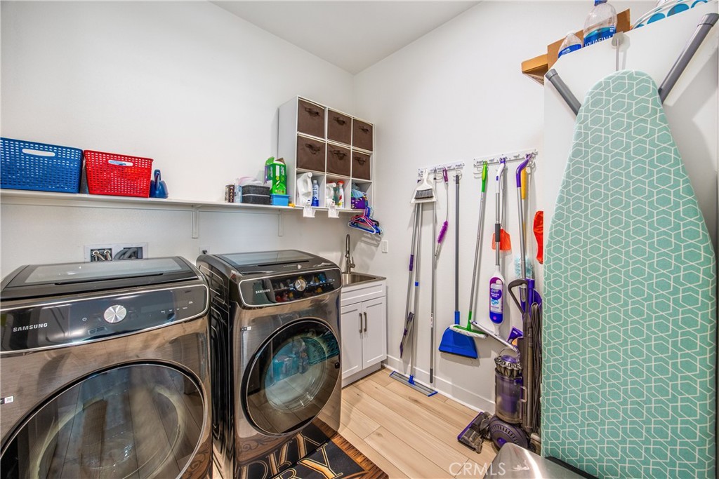 MLS #IG25037455 image #1