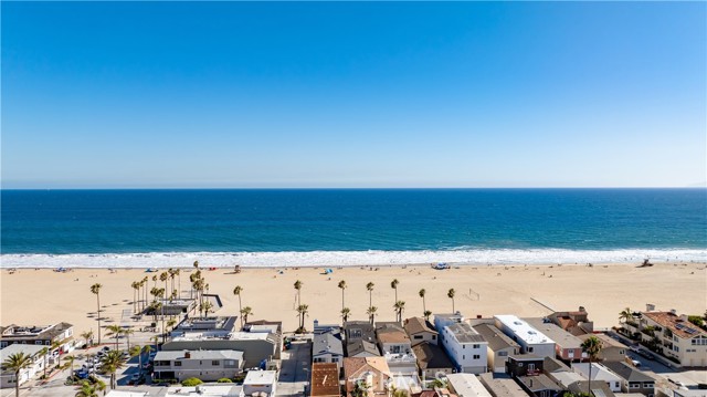 1510 W Oceanfront, Newport Beach CA: https://media.crmls.org/medias/406dbab4-6069-4194-a8c2-04ed59a3ca2b.jpg