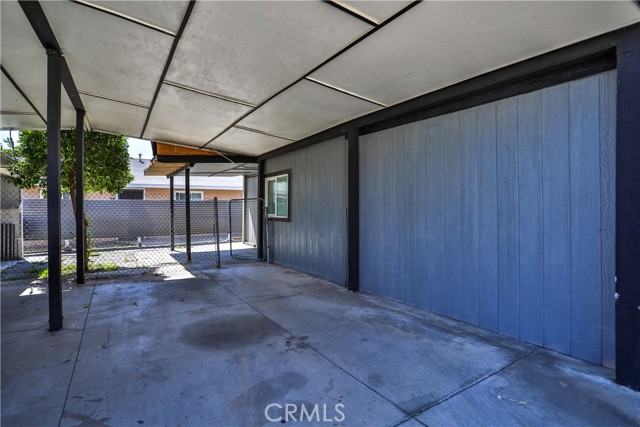5787 Warren Street, Riverside CA: https://media.crmls.org/medias/406e7605-907a-4cb5-a0ce-d276673a9af7.jpg