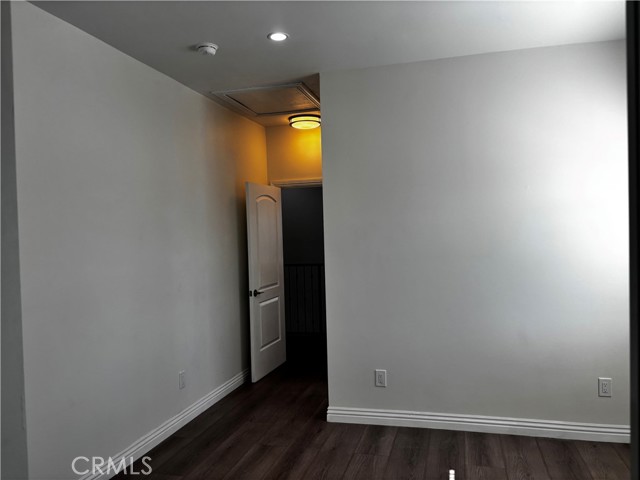 Detail Gallery Image 29 of 35 For 8644 N Corbin Ave, Northridge,  CA 91324 - 3 Beds | 3 Baths