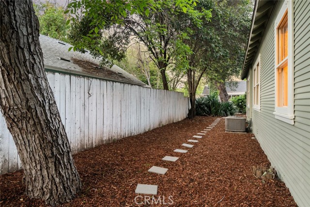 Detail Gallery Image 31 of 46 For 1421 Hobart St, Chico,  CA 95926 - 3 Beds | 2 Baths