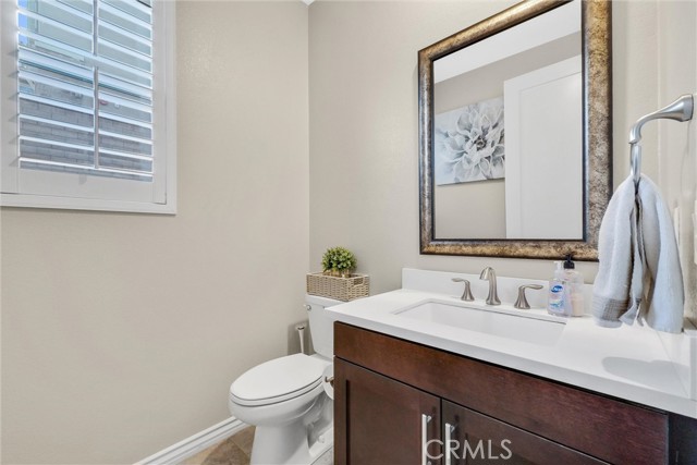 Detail Gallery Image 39 of 56 For 2437 Sierra Bella Dr, Corona,  CA 92882 - 5 Beds | 4/1 Baths