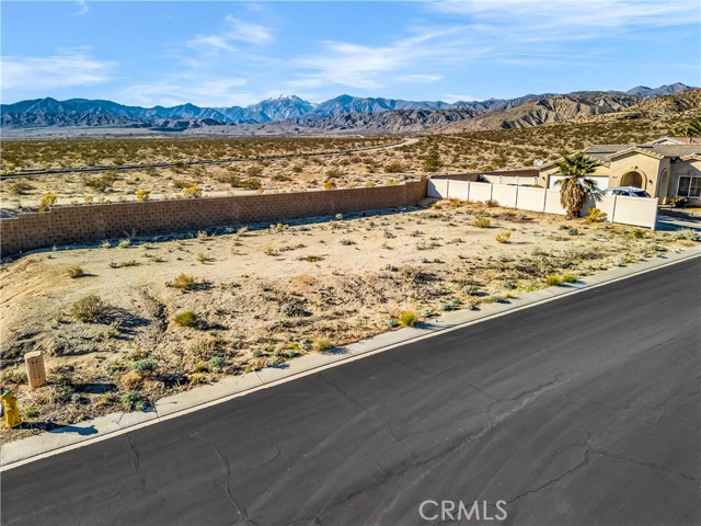 Detail Gallery Image 10 of 23 For 8599 Rockies Ave, Desert Hot Springs,  CA 92240 - – Beds | – Baths