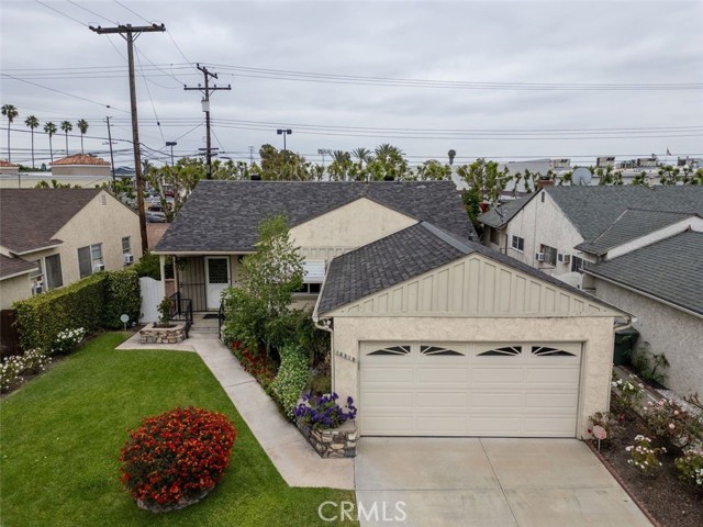 14318 Castana Avenue, Paramount, California 90723, 2 Bedrooms Bedrooms, ,2 BathroomsBathrooms,Single Family Residence,For Sale,Castana,RS24095832