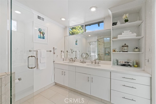 27093 Esward Drive, Calabasas CA: https://media.crmls.org/medias/40720d82-30ad-44f0-a11a-8486d922d778.jpg