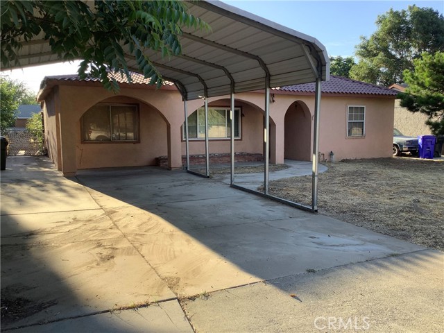 8633 Locust Avenue, Fontana, California 92335, 4 Bedrooms Bedrooms, ,1 BathroomBathrooms,Single Family Residence,For Sale,Locust,HD24164709