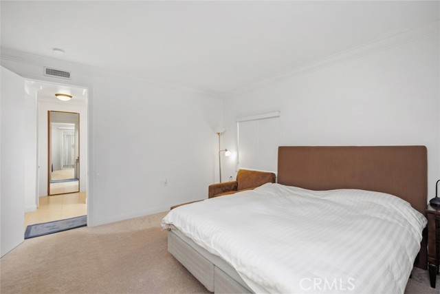 5594 Avenida Sosiega W, Laguna Woods CA: https://media.crmls.org/medias/4072b2b8-6ad6-43a7-8a1e-8e70c5e0e787.jpg