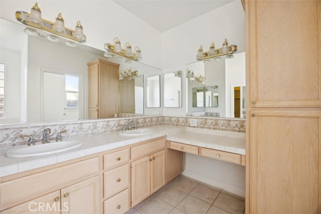 770 Oxen Street, Paso Robles CA: https://media.crmls.org/medias/4072baf3-3316-49ba-b228-f9654b6f3a39.jpg