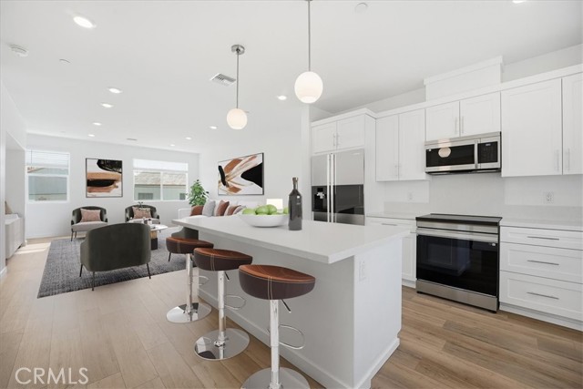 Detail Gallery Image 12 of 37 For 9367 via Azul, Pico Rivera,  CA 90660 - 3 Beds | 2/1 Baths