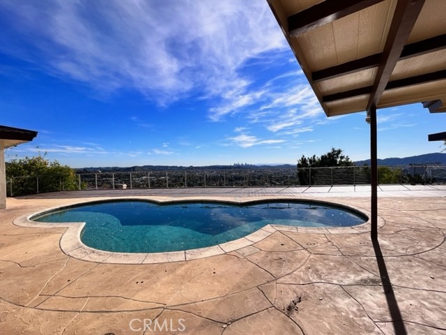 Detail Gallery Image 5 of 38 For 881 Harrington, Glendale,  CA 91207 - 3 Beds | 2/1 Baths