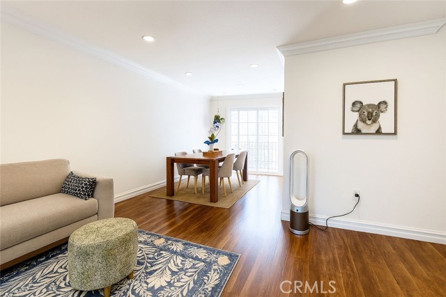 Detail Gallery Image 3 of 39 For 13011 Doty Ave #44,  Hawthorne,  CA 90250 - 3 Beds | 1/1 Baths