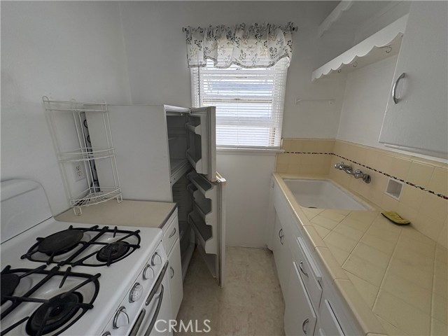 Detail Gallery Image 18 of 26 For 227 Avenida Serra, San Clemente,  CA 92672 - – Beds | – Baths