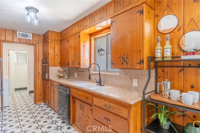 Detail Gallery Image 10 of 29 For 3242 Laura Ave, Merced,  CA 95340 - 3 Beds | 1/1 Baths