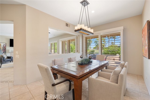103 N Kavenish Drive, Rancho Mirage CA: https://media.crmls.org/medias/4074f1a1-f216-43db-93e8-9f1ae1480f47.jpg