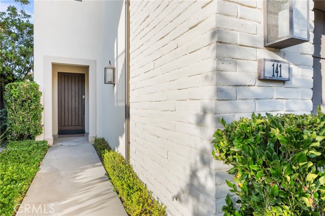 Detail Gallery Image 3 of 40 For 141 Donati, Irvine,  CA 92602 - 4 Beds | 3 Baths