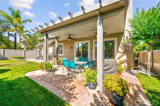 40026 Stowe Road, Temecula CA: https://media.crmls.org/medias/4075c429-4ecf-46ed-9783-9a0788737514.jpg