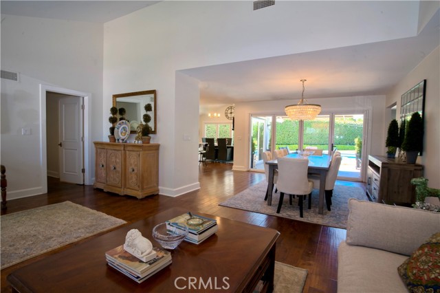 1736 Bayport Way, Newport Beach CA: https://media.crmls.org/medias/407665b6-364b-4e9a-9326-824970455075.jpg