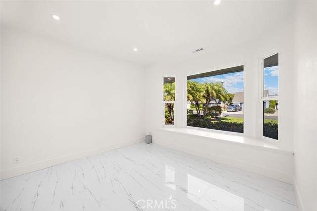 6191 Jacaranda Lane, Yorba Linda CA: https://media.crmls.org/medias/4078cb5c-0a4d-4dc1-8b5c-5dccb3089123.jpg