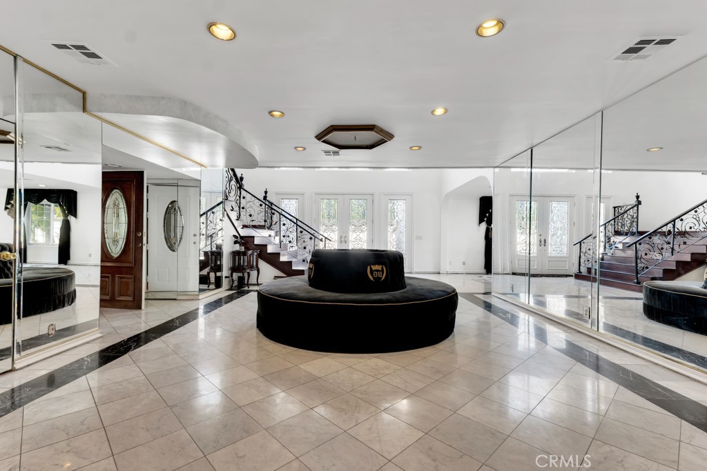 MLS #SR25236623 image #9