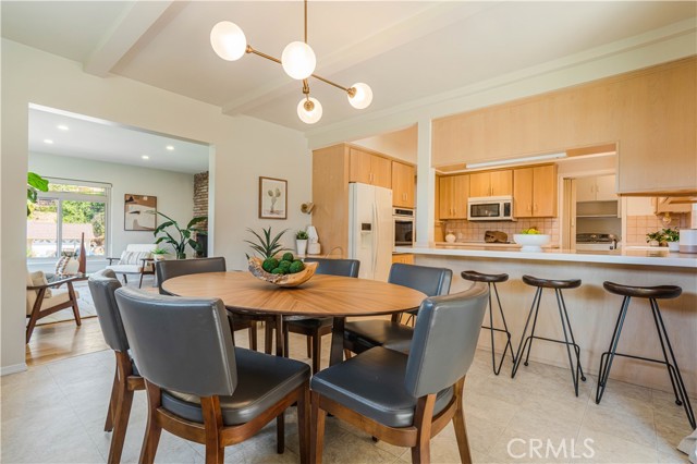 Detail Gallery Image 5 of 20 For 1826 Bara Rd, Glendale,  CA 91208 - 3 Beds | 2 Baths