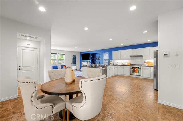 3943 E Lindenwood Drive, Ontario CA: https://media.crmls.org/medias/407a4dfe-8798-4de4-b42f-a4a1c937f2d9.jpg
