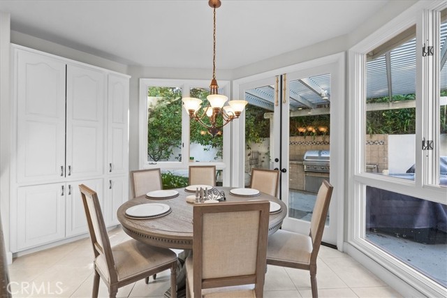 Breakfast room
