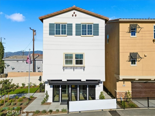 Detail Gallery Image 2 of 30 For 11442 Clover Ln, El Monte,  CA 91731 - 4 Beds | 3/1 Baths