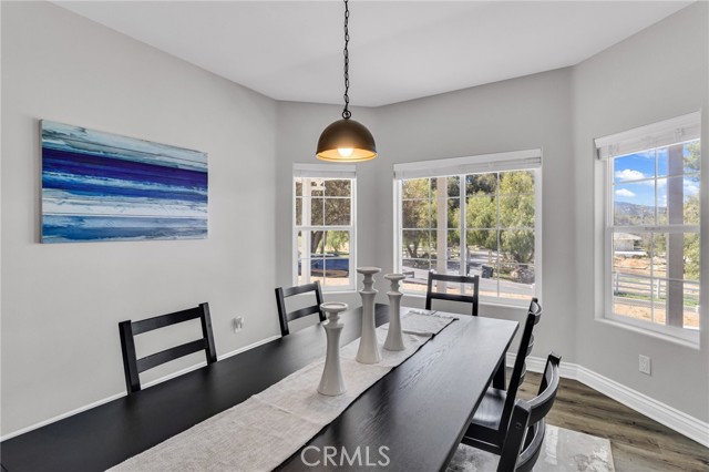 35426 Calle Grande, Lake Elsinore CA: https://media.crmls.org/medias/407d912d-1c5e-4187-b4ec-bb75b71b95e4.jpg
