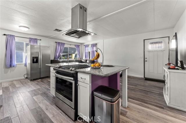 Detail Gallery Image 7 of 36 For 1380 N Citrus #G17, Covina,  CA 91722 - 2 Beds | 2 Baths