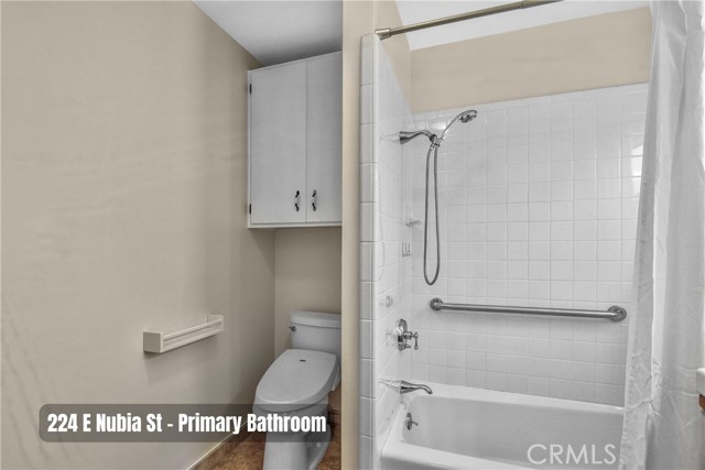 224 E Nubia Street, Covina CA: https://media.crmls.org/medias/407f6360-6e22-471b-b809-7bf3f03cbf4d.jpg
