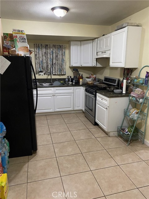 Detail Gallery Image 15 of 17 For 215 N Evergreen, Los Angeles,  CA 90033 - – Beds | – Baths