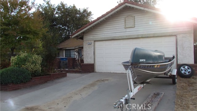 Detail Gallery Image 1 of 1 For 3205 N Hanover Ave, Fresno,  CA 93722 - 3 Beds | 2 Baths