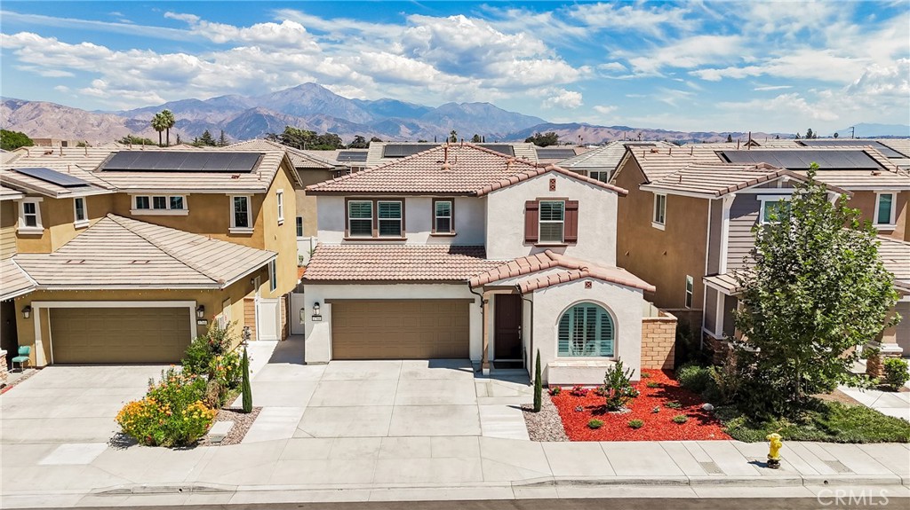 1760 Gold Medal Lane