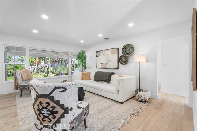 4532 Zella Lane, Yorba Linda CA: https://media.crmls.org/medias/40809879-9d08-45d3-802c-8031636f82f1.jpg