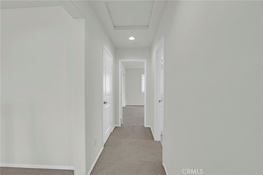 https://media.crmls.org/medias/40809adf-31ea-4265-8b86-8aa28d5177de.jpg?preset=X-Large