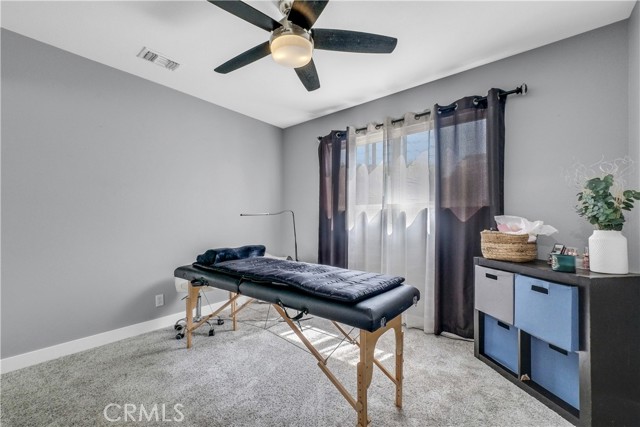 5991 Rogers Lane, San Bernardino CA: https://media.crmls.org/medias/4080c388-a6a5-40aa-8f2d-100009521c85.jpg