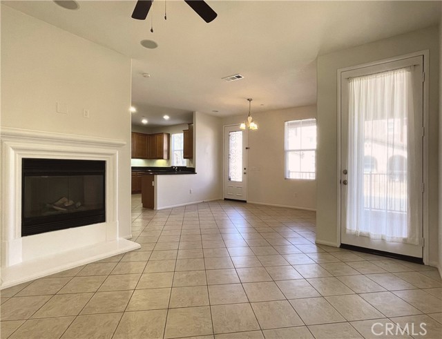 Detail Gallery Image 4 of 16 For 1488 Springfield Way, Upland,  CA 91786 - 3 Beds | 2/1 Baths